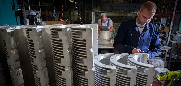  Assembly of cast in bronze and brass heaters.heaters